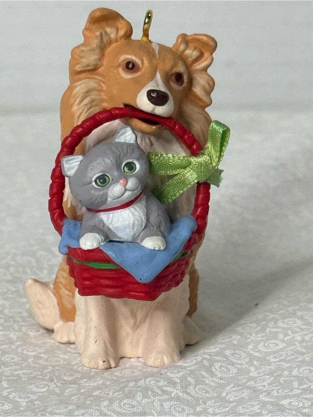 Hallmark 1991 "Tramp and Laddie" Hallmark Keepsake Christmas Ornament collie